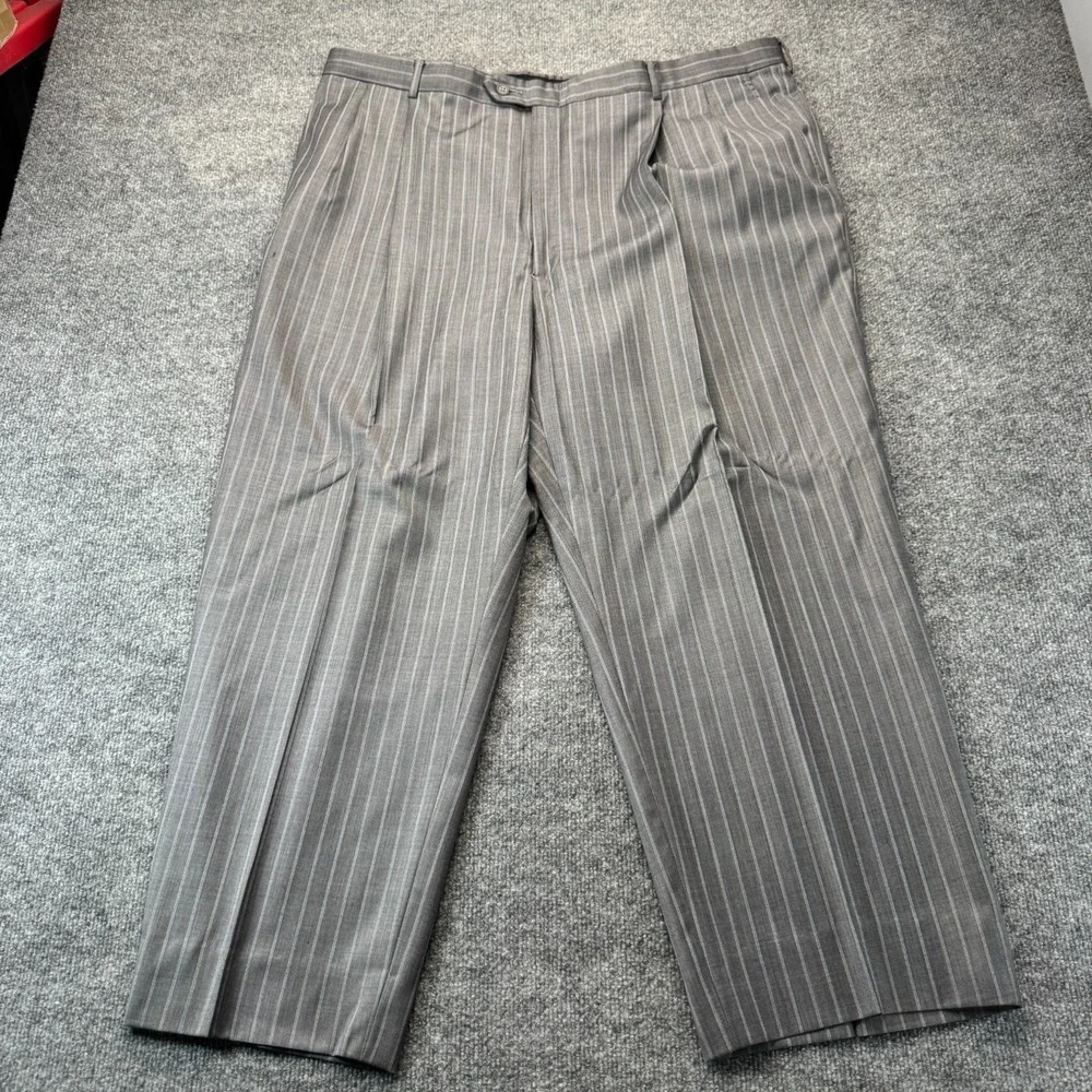 Hart Schaffner Marx Men's 2pc Suit Gray Pinstripe 50L Pleated Pants 44x28 USA